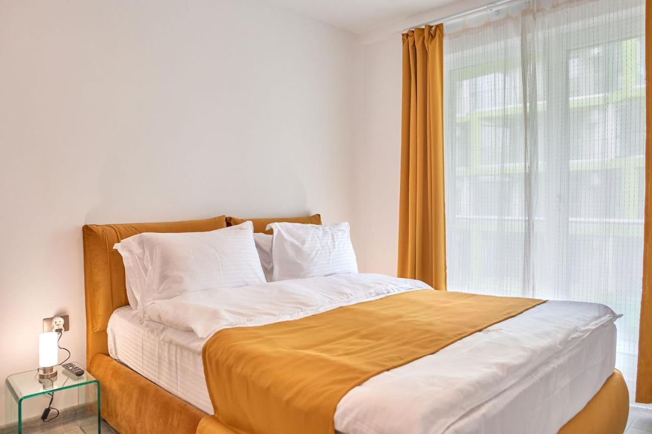Opal Luxury Apartment 92 Spa N Pool Beach Resort Navodari Exterior photo