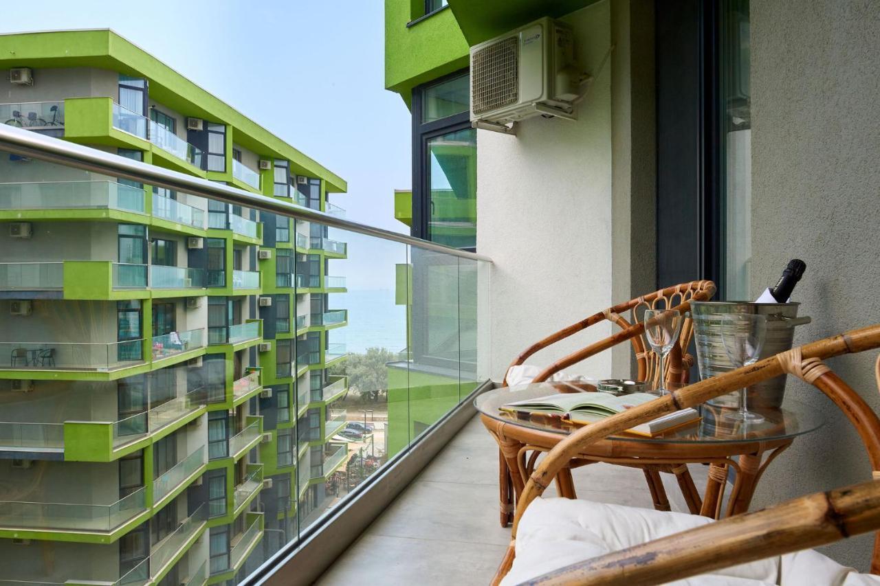 Opal Luxury Apartment 92 Spa N Pool Beach Resort Navodari Exterior photo